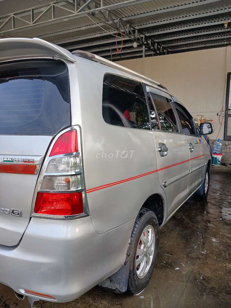 Toyota Innova. Mua bán Ô tô tại Quận Sơn Trà Đà Nẵng được đăng bởi HOÀNG TUẤN hình 3