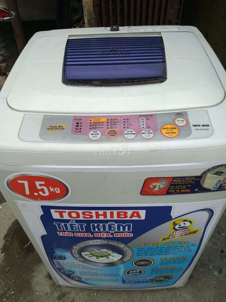 Máy giặt Toshiba 7,5kg đang dùng,bảo hành 6 tháng