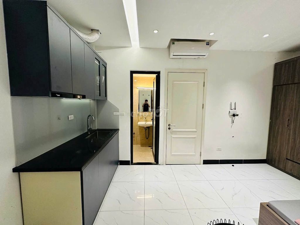 Cho thuê phòng trọ studio full nội thất Đống Đa
