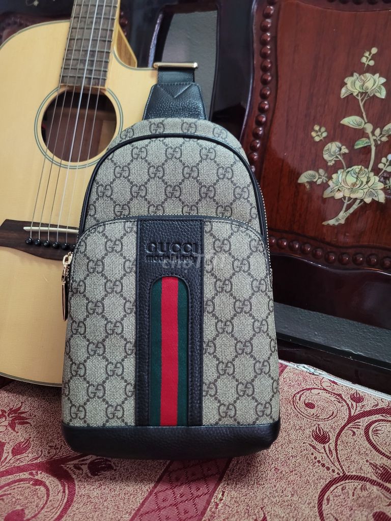 Túi đeo ngực Gucci unisex xt auth sale siêu sang