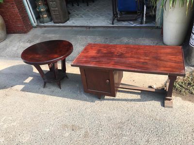 2 cái bàn salon thùng xưa gỗ rất tốt