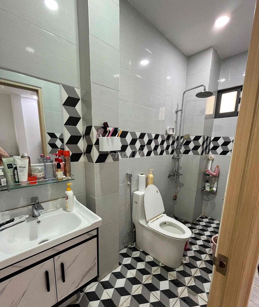 Комната 32 кв.м, ул. Ле Нга, д. 9