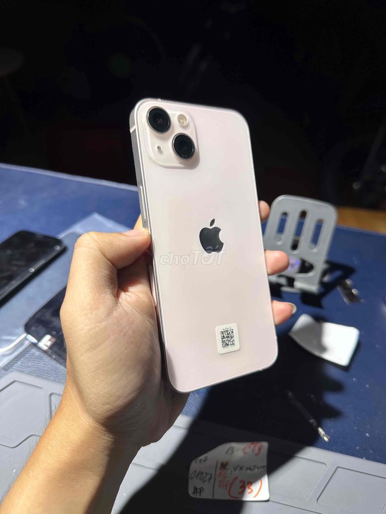 iphone 13 màu hồng zin nguyên pin cao 92%