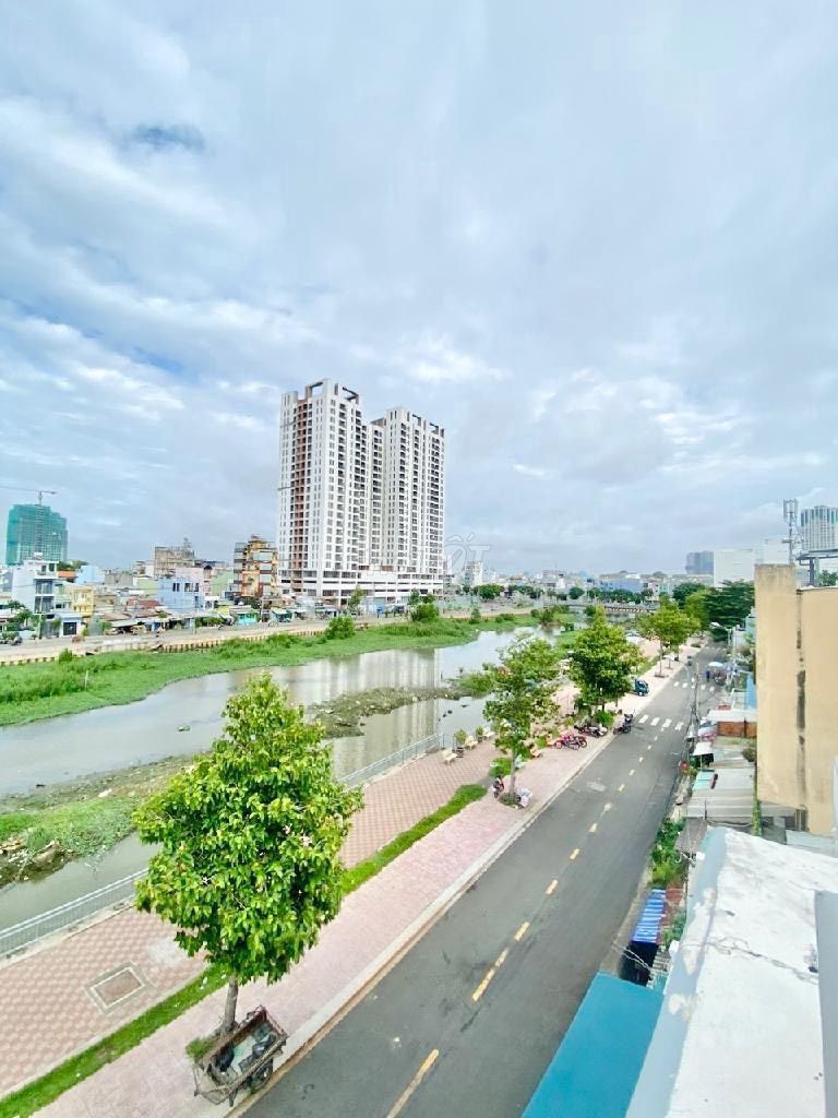 CĂN GÓC 2 MT KINH DOANH- VIEW BỜ SÔNG Q.8 - 63M² -4 TẦNG - CHỈ 8,8 TỶ