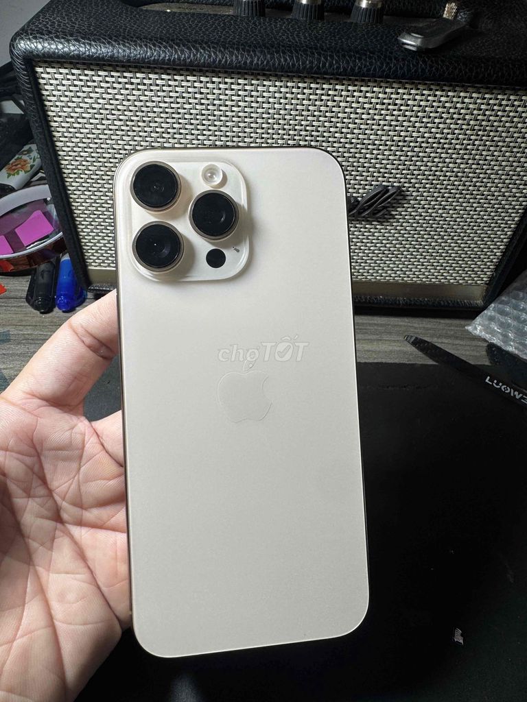 Apple iPhone 16 Pro Max 512GB Vàng Mỹ. Mua bán Điện thoại tại Quận Bình Thạnh Tp Hồ Chí Minh được đăng bởi Vương Đức Hùng hình 1