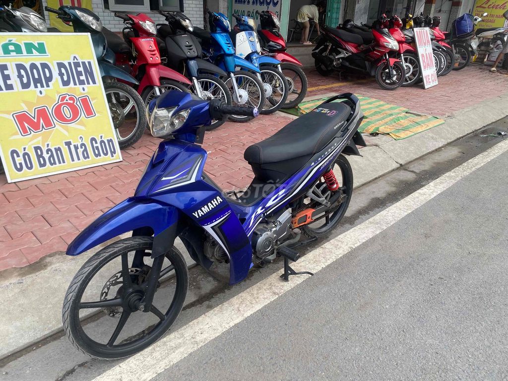 XE BÁN. Mua bán Xe máy tại Huyện Bình Chánh Tp Hồ Chí Minh được đăng bởi Kim ngoc hình 1