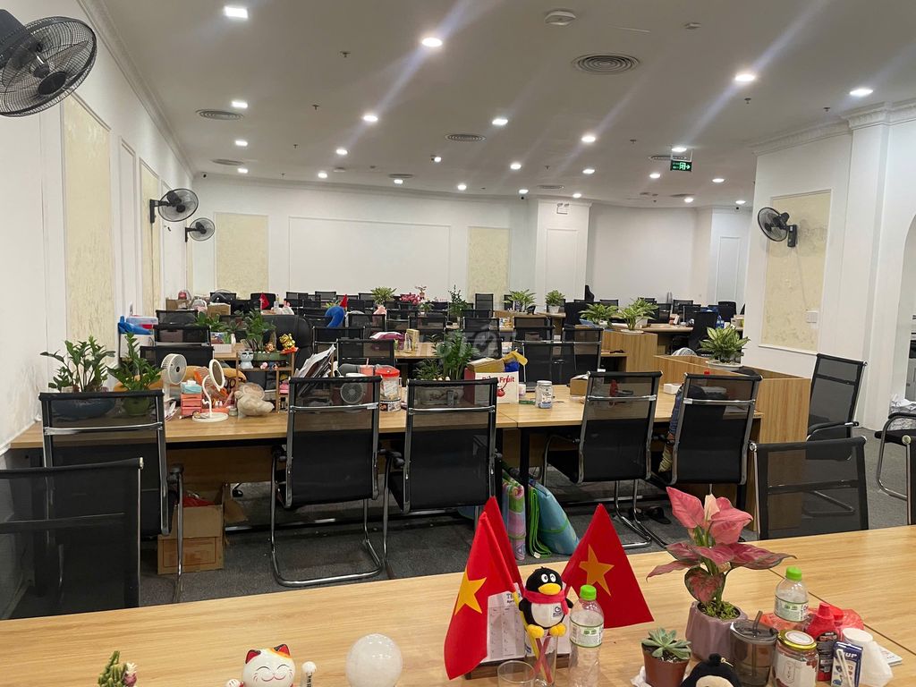Cho thuê văn phòng tại Royal City. Cho thuê văn phòng, mặt bằng kinh doanh tại Quận Thanh Xuân Hà Nội được đăng bởi Đoan Nguyễn hình 1