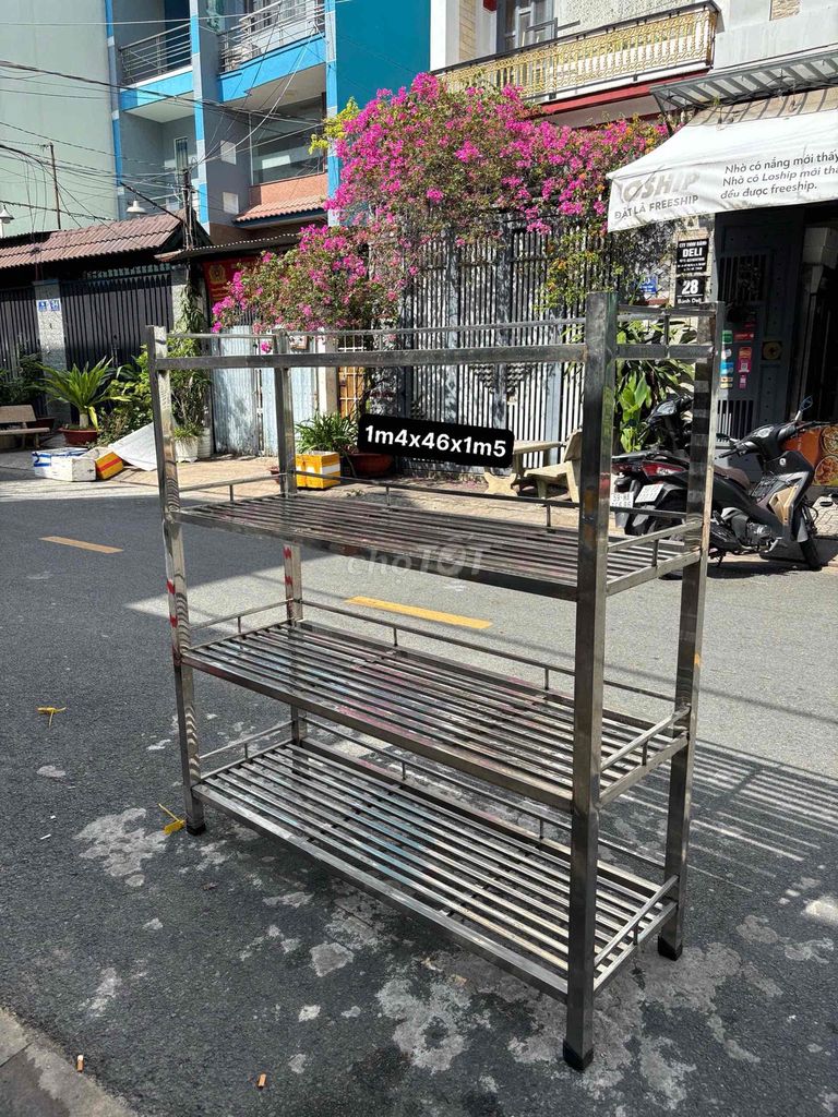 Kệ inox 1m4x46x1m5. Mua bán Tủ, kệ gia đình tại Quận Tân Phú Tp Hồ Chí Minh được đăng bởi Bích Thanh hình 1