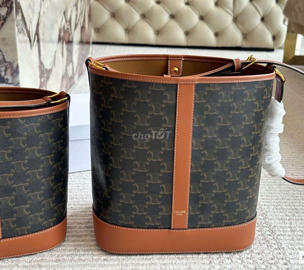 Túi xách Nữ Cao Cấp .Mới 100%. Mua bán Túi xách tại Quận 1 Tp Hồ Chí Minh được đăng bởi Truc Mocha hình 1