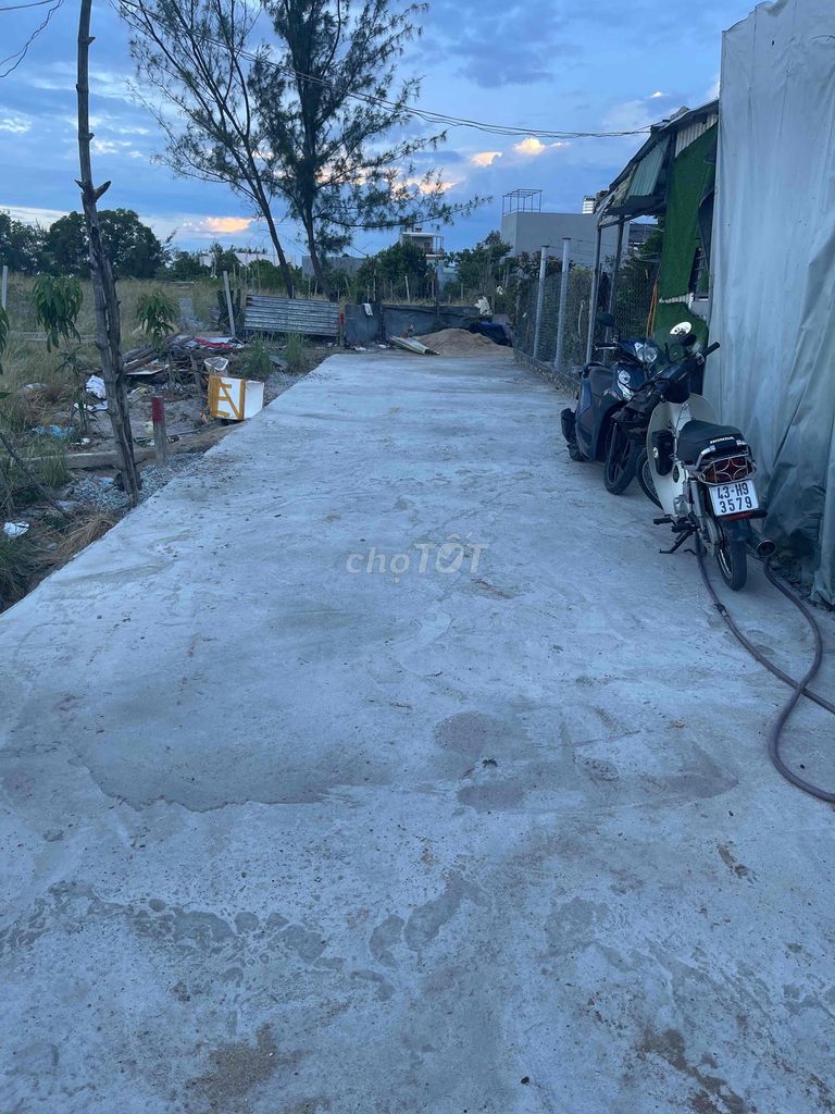đất và nhà viết tay ngay uỷ ban phường Hoà Quý. Mua bán nhà ở tại Quận Ngũ Hành Sơn Đà Nẵng được đăng bởi Trần thị nhã phương hình 2