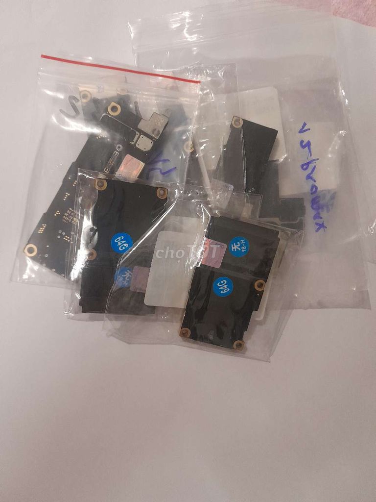 Main iphone 12 (không sim) và các loại main khác. Mua bán Linh kiện (RAM, Card...) tại Quận Bình Thạnh Tp Hồ Chí Minh được đăng bởi Tran Quoc Tuan hình 1