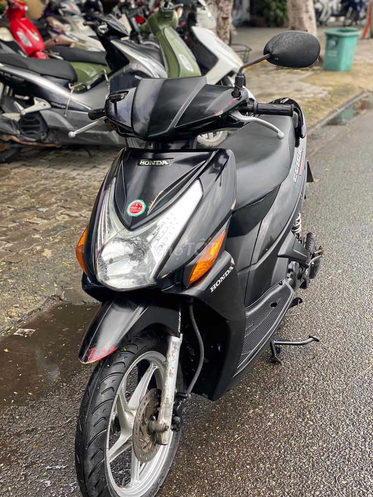 Honda Click màu Đen. Mua bán Xe máy tại Quận Sơn Trà Đà Nẵng được đăng bởi khánh duy bán xe trả góp hình 2