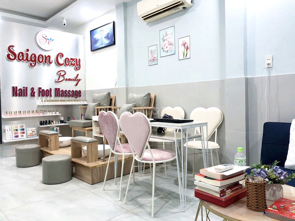 CẦN THỢ SPA / NAIL/ GỘI ĐẦU PARTIME TẠI Q1