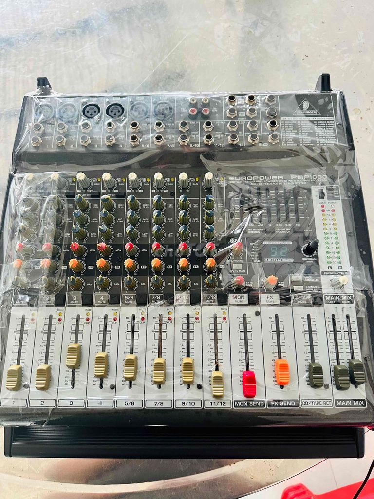 Bàn trộn âm thanh Behringer PMP1000 Đen. Mua bán Tivi, Âm thanh tại Huyện Bình Đại Bến Tre được đăng bởi Nguyễn Hồng Phúc hình 1