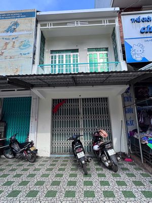 Cho thuê mặt bằng kinh doanh, nhà nguyên căn tại Gia Nghĩa. Cho thuê văn phòng, mặt bằng kinh doanh tại Thành phố Gia Nghĩa Đắk Nông được đăng bởi Lê Hùng