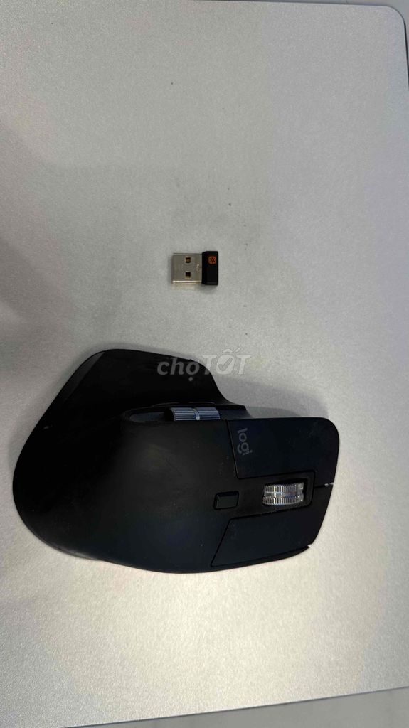 Chuột Logitech MX Master 3S Đen Đã sử dụng. Mua bán Phụ kiện (Màn hình, Chuột...) tại Thành phố Pleiku Gia Lai được đăng bởi Tony Long hình 1