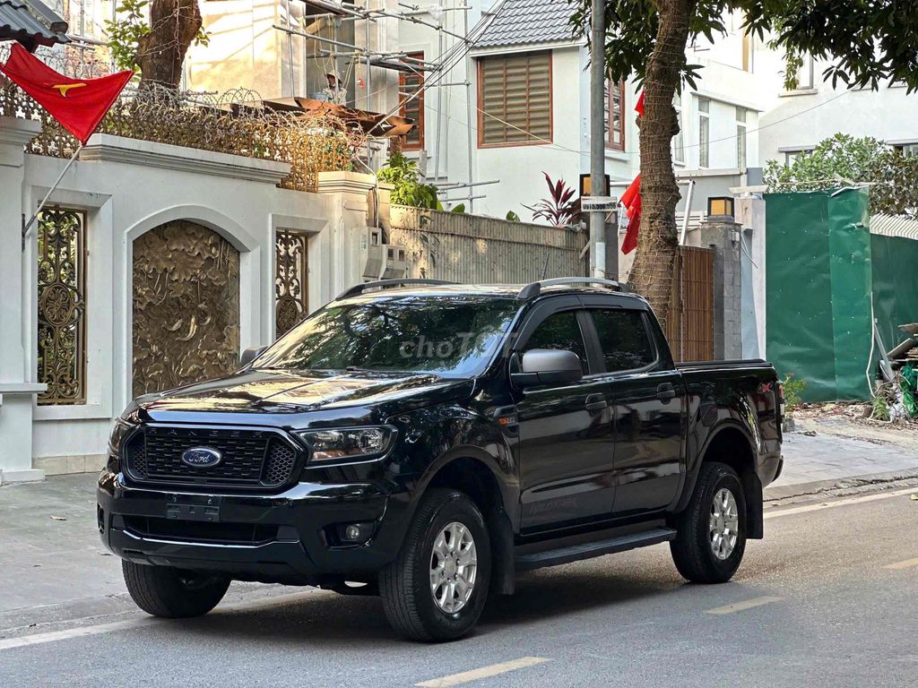 Ford Ranger XLS 2.2AT 4x2 sx 2021 màu đen đẹp. Mua bán Ô tô tại Quận Cầu Giấy Hà Nội được đăng bởi Cao Quý hình 2
