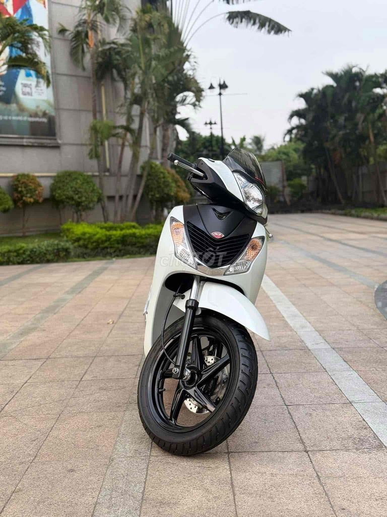 SH150i Trắng Đen Sporty date 2010 BSTP