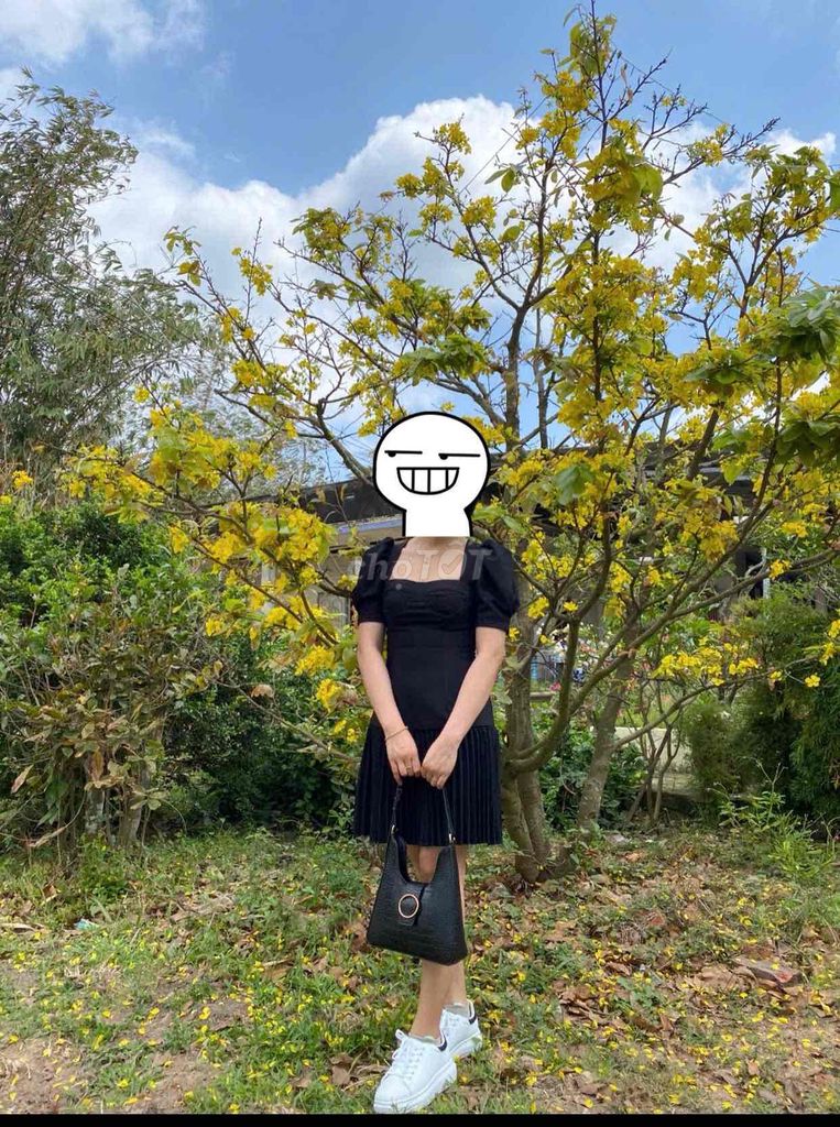 Váy Nữ Đen Size S. Mua bán Quần áo tại Thành phố Pleiku Gia Lai được đăng bởi Trương Quyên hình 1