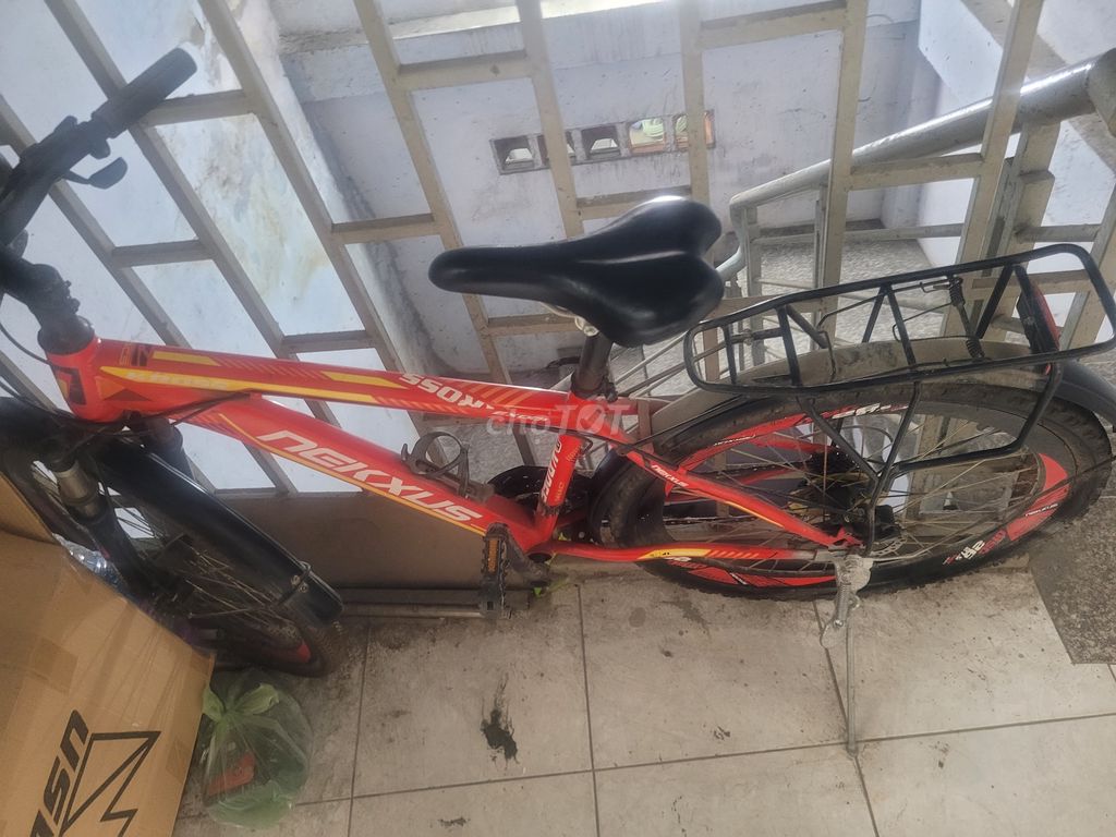 Cần bán xe đạp thể thao