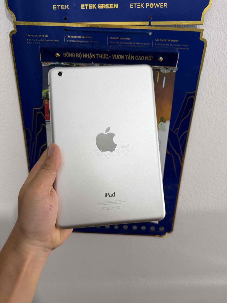 Apple iPad Bạc. Mua bán Máy tính bảng tại Quận Cầu Giấy Hà Nội được đăng bởi Sim số Luxury hình 1
