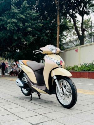Shmode 125fi be sơn máy zin 100% đại chất 1 chủ. Mua bán Xe máy tại Quận Cầu Giấy Hà Nội được đăng bởi nguyễn bích thuỷ