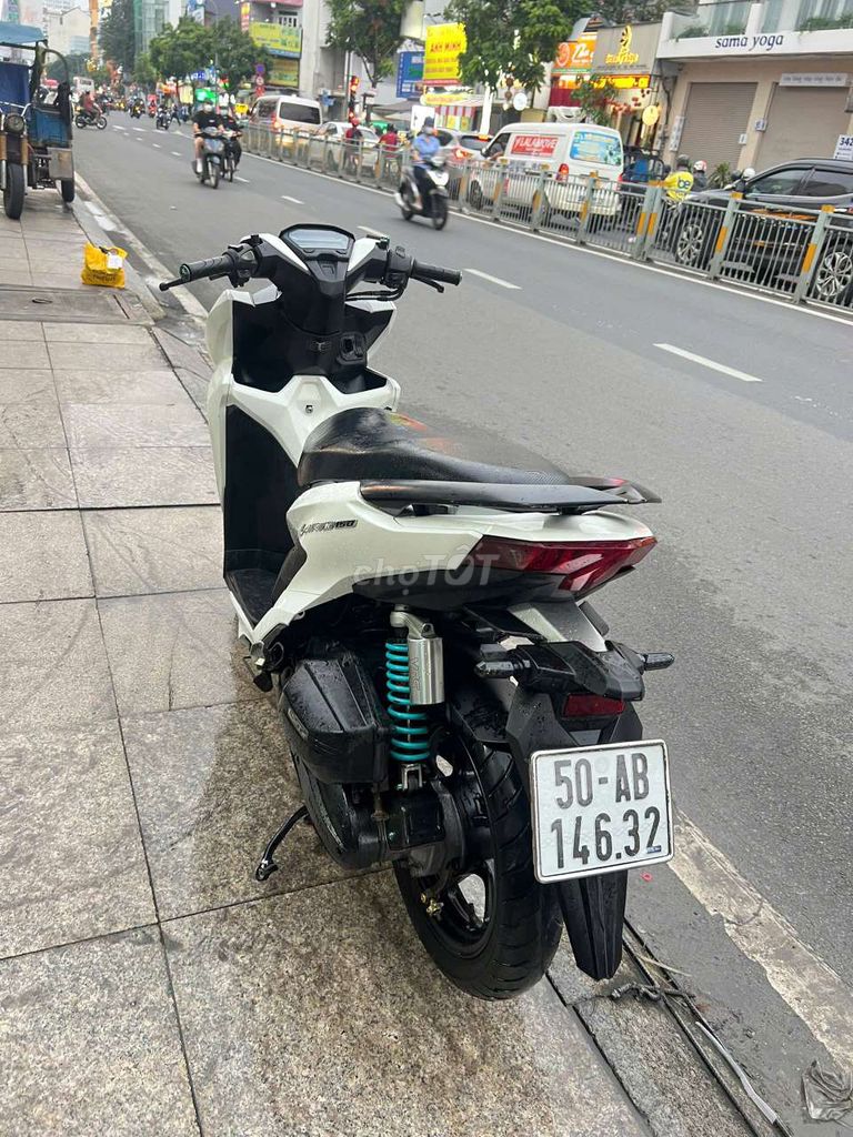 Honda Xe máy Trắng Đã qua sử dụng. Mua bán Xe máy tại Quận Tân Phú Tp Hồ Chí Minh được đăng bởi Tuanduy hình 5