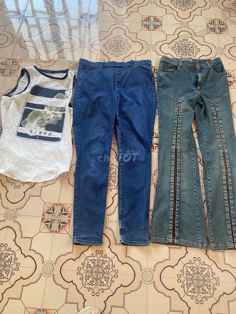2 Quần jeans nữ Denim Uniqlo size 160. Mua bán Quần áo tại Huyện Bình Đại Bến Tre được đăng bởi  Huỳnh Lâm  hình 1