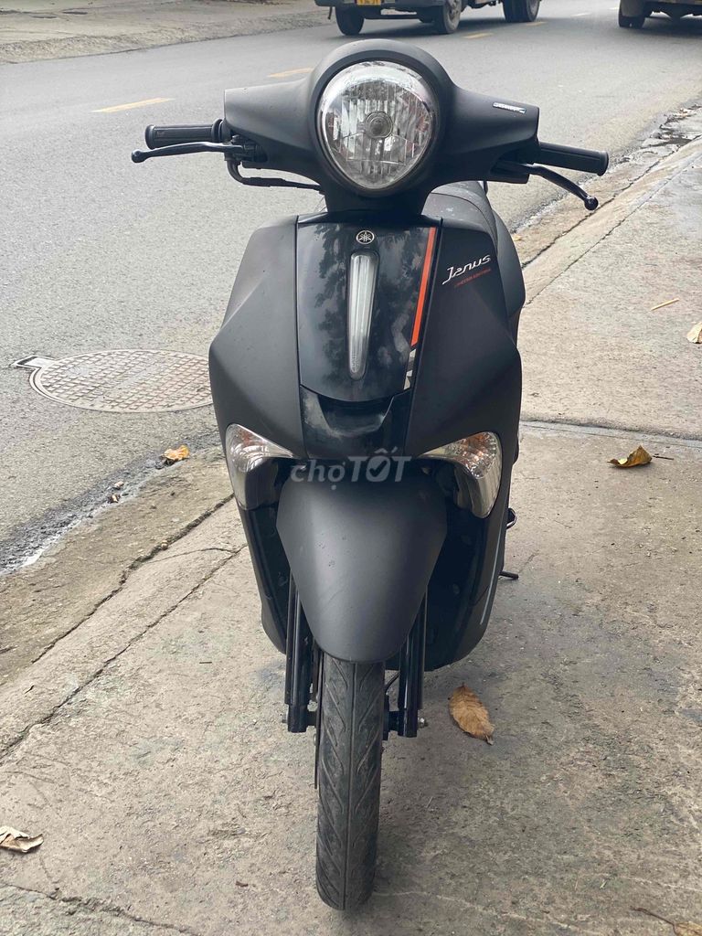 BÁN XE JANUS KHOÁ SMK. ZIN EM CHẤT. Mua bán Xe máy tại Thành phố Thủ Đức Tp Hồ Chí Minh được đăng bởi Xe Máy Quốc Hằng góp 0 đồng hình 2