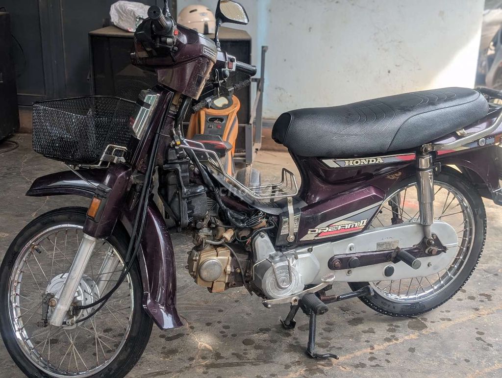 Dream thái tem hồng, máy chưa bung. Mua bán Xe máy tại Thành phố Buôn Ma Thuột Đắk Lắk được đăng bởi sửa chữa và mua bán các loại xe chuẩn ngon giá rẻ hình 3
