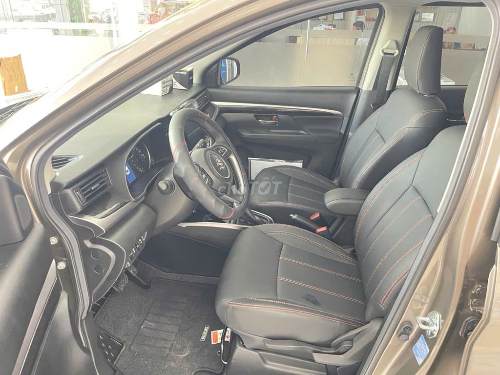 Suzuki XL7 Hybrid 2025 Xám GIAO NGAY 190 triệu. Mua bán Ô tô tại Quận Gò Vấp Tp Hồ Chí Minh được đăng bởi công ty ô tô Sài Gòn đại lý ô tô Su zu ki chính hãng hình 5