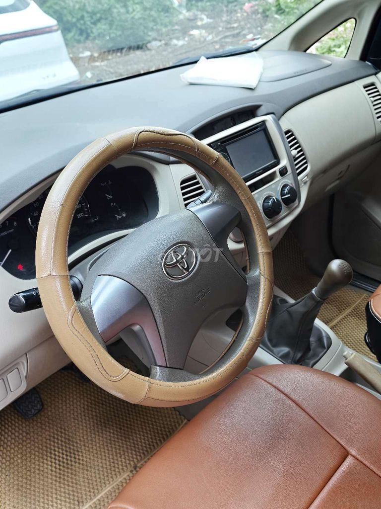 innova 2014 zin cứng. Mua bán Ô tô tại Quận 7 Tp Hồ Chí Minh được đăng bởi Trần Duy hình 2