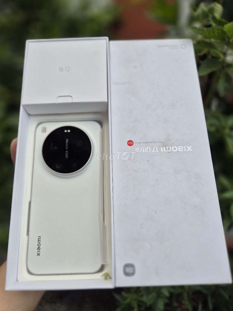 Xiaomi 17 Ultra 12GB/512GB Trắng. Mua bán Điện thoại tại Quận 10 Tp Hồ Chí Minh được đăng bởi BĐS TMT hình 1
