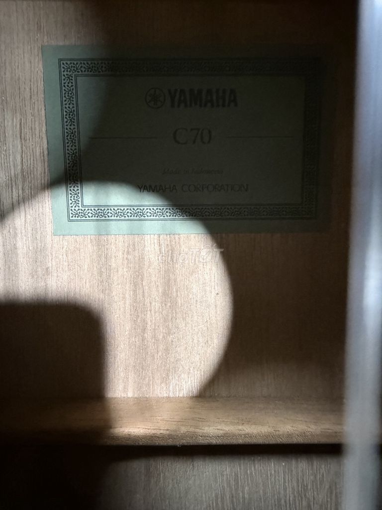 Đàn guitar classic Yamaha C70. Mua bán Nhạc cụ tại Quận Cầu Giấy Hà Nội được đăng bởi Bui Huu Nghia hình 1