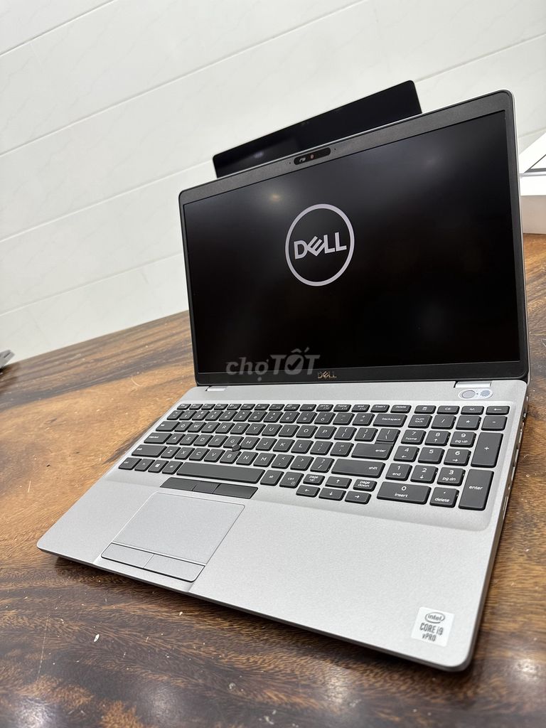 Dell Precision 3551, i9 10885H, 32G, Nvida P620