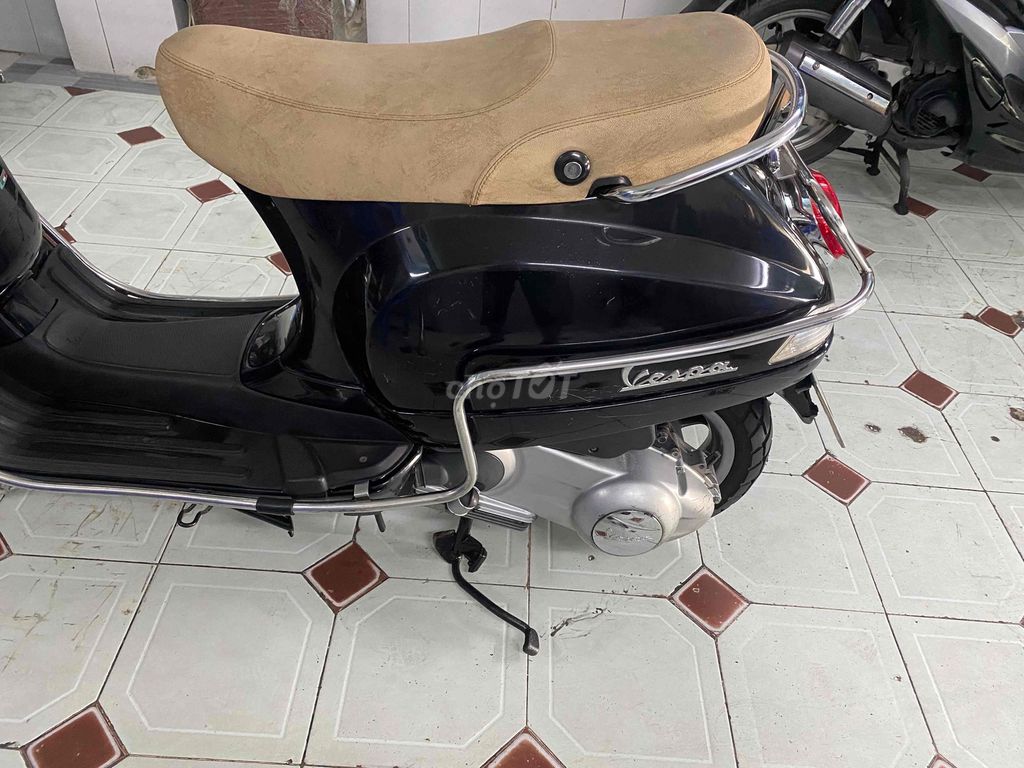 xe vespa đen đầu nồi zin. Mua bán Xe máy tại Quận 7 Tp Hồ Chí Minh được đăng bởi thanh xuân hình 4