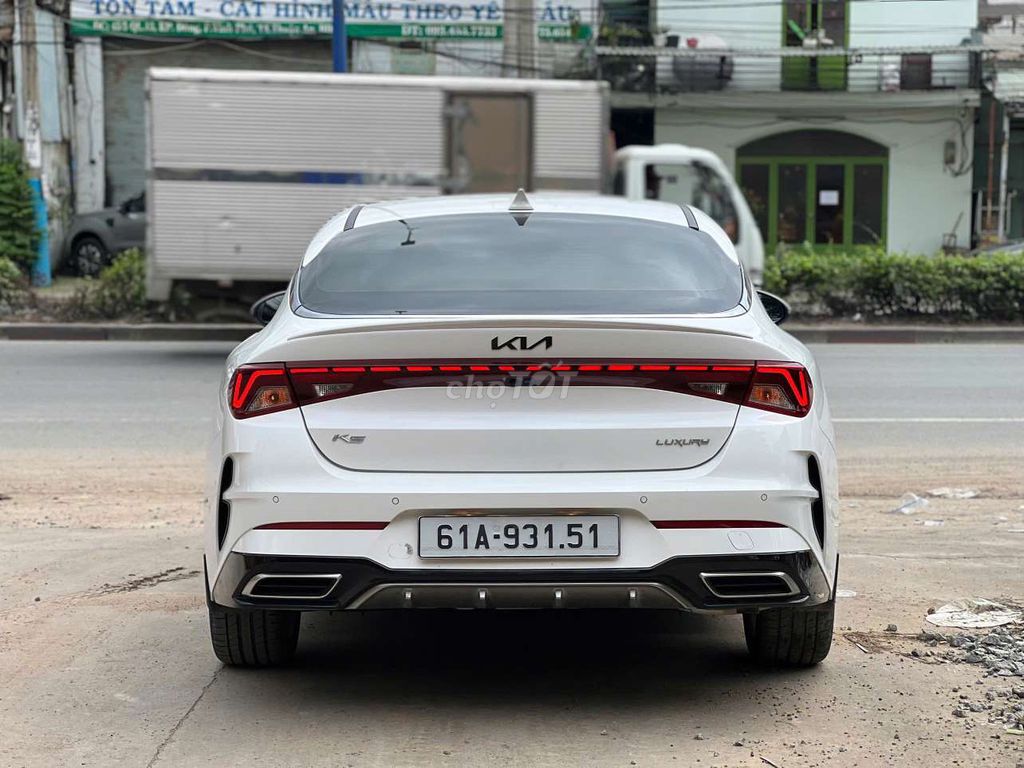 KIA K5 2023 Luxury 8000 km Trắng. Mua bán Ô tô tại Thành phố Thủ Đức Tp Hồ Chí Minh được đăng bởi BÌNH VÌNH PHÚ CHUYÊN XE LƯỚT BAO TEST HÃNG  hình 5