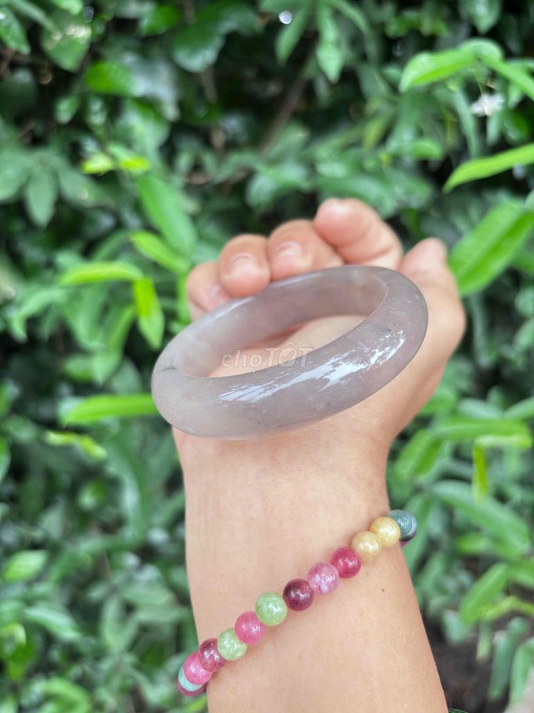Vòng tay Mã não Tím nhạt Nữ size 52. Mua bán Phụ kiện thời trang khác tại Huyện Vĩnh Hưng Long An được đăng bởi Tuyết Trần hình 1
