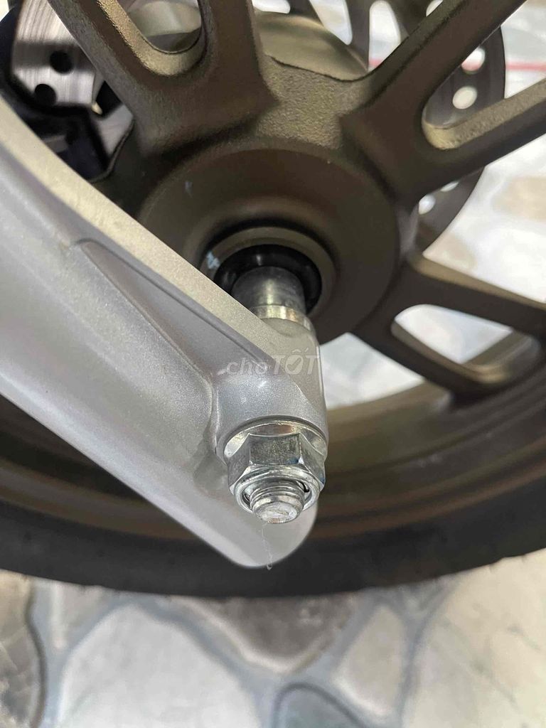 Honda Scoopy 2023 Trắng kem. Mua bán Xe máy tại Quận Bình Thuỷ Cần Thơ được đăng bởi le thuong hình 8