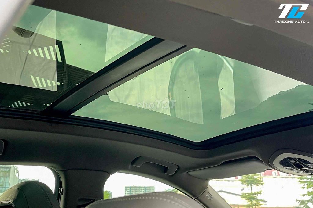 Porsche Macan 2018 đi 52k km wrap trắng up form. Mua bán Ô tô tại Quận Gò Vấp Tp Hồ Chí Minh được đăng bởi Kính Đặng Ô Tô Lướt hình 12