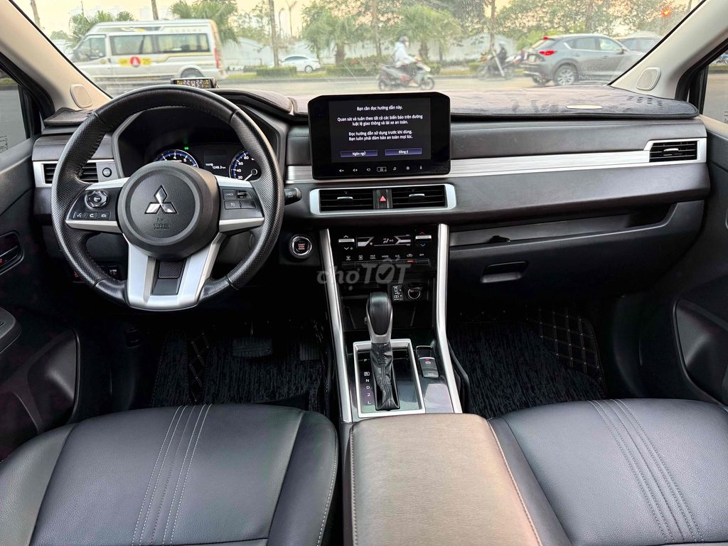 Xpander 2024 Premium. Mua bán Ô tô tại Quận Hoàng Mai Hà Nội được đăng bởi Dong Doanh hình 12