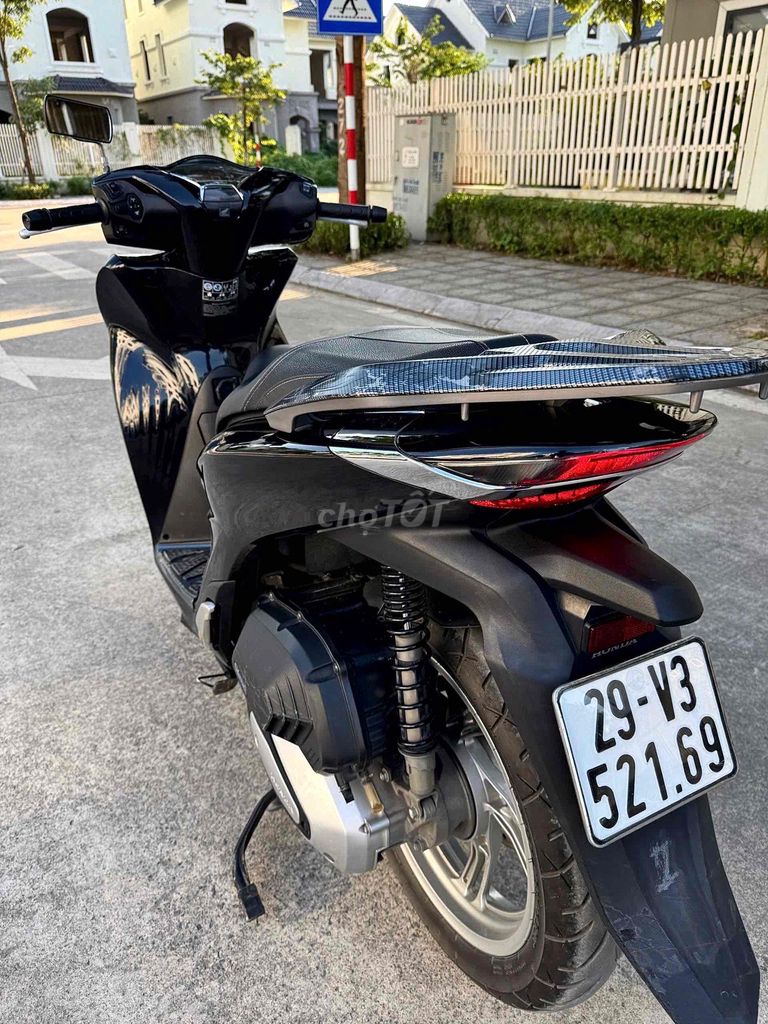 Honda SH 150i ABS 2021 Đen (người dùng). Mua bán Xe máy tại Huyện Hoài Đức Hà Nội được đăng bởi Ngọc Anh hình 4