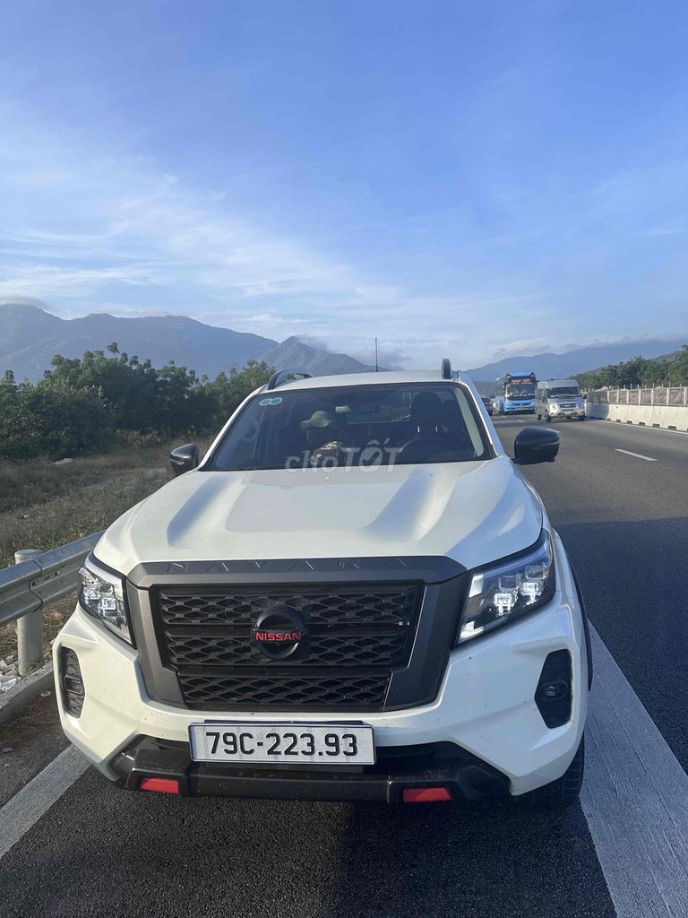 Nissan Navara 2022 PRO4X - 27000 km. Mua bán Ô tô tại Thành phố Nha Trang Khánh Hòa được đăng bởi trung le hình 4
