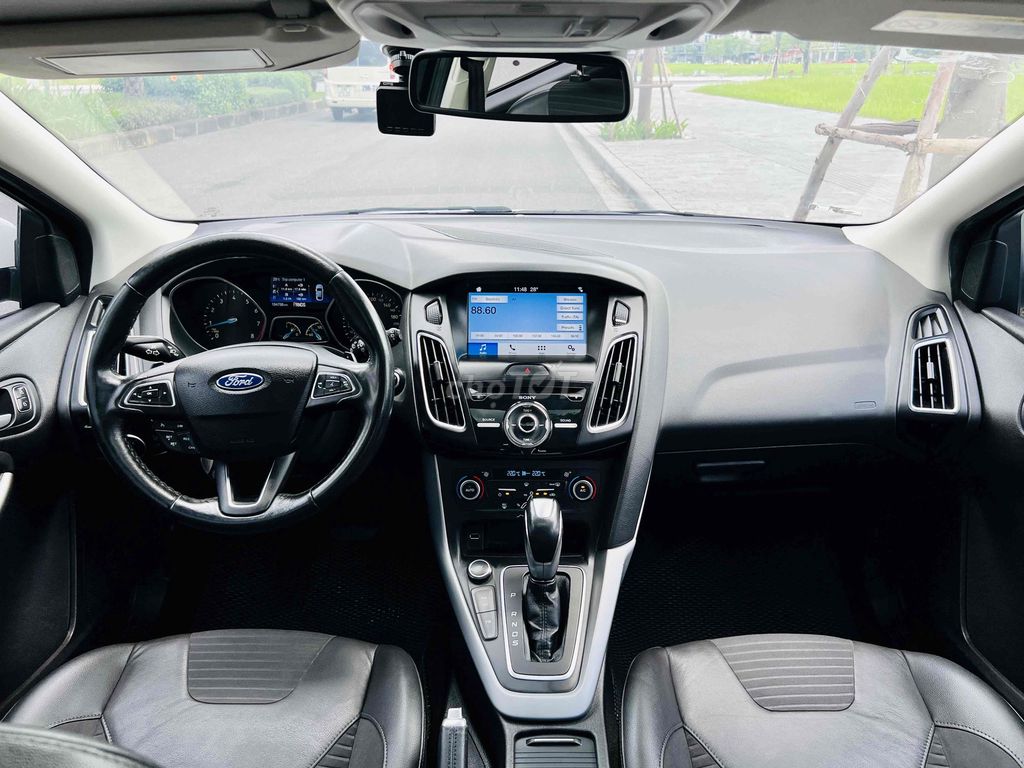 Focus 1.5L Ecoboost 2018 Sport lịch sử hãng 10,4v. Mua bán Ô tô tại Quận Thanh Xuân Hà Nội được đăng bởi Thắng hình 9