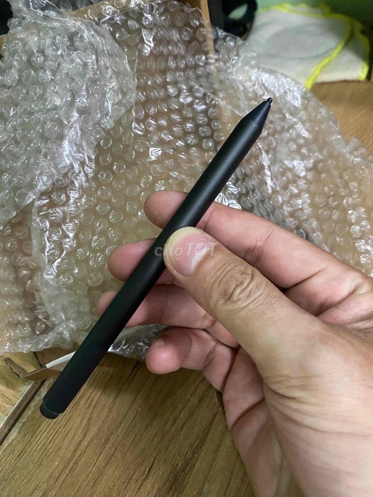 Bút cảm ứng Microsoft Surface Pro 7 Plus Đen. Mua bán Phụ kiện (Màn hình, Chuột...) tại Quận 4 Tp Hồ Chí Minh được đăng bởi Trần Phú hình 1