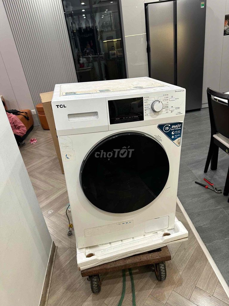 Thanh lý máy giặt TVL 9kg cửa ngang.