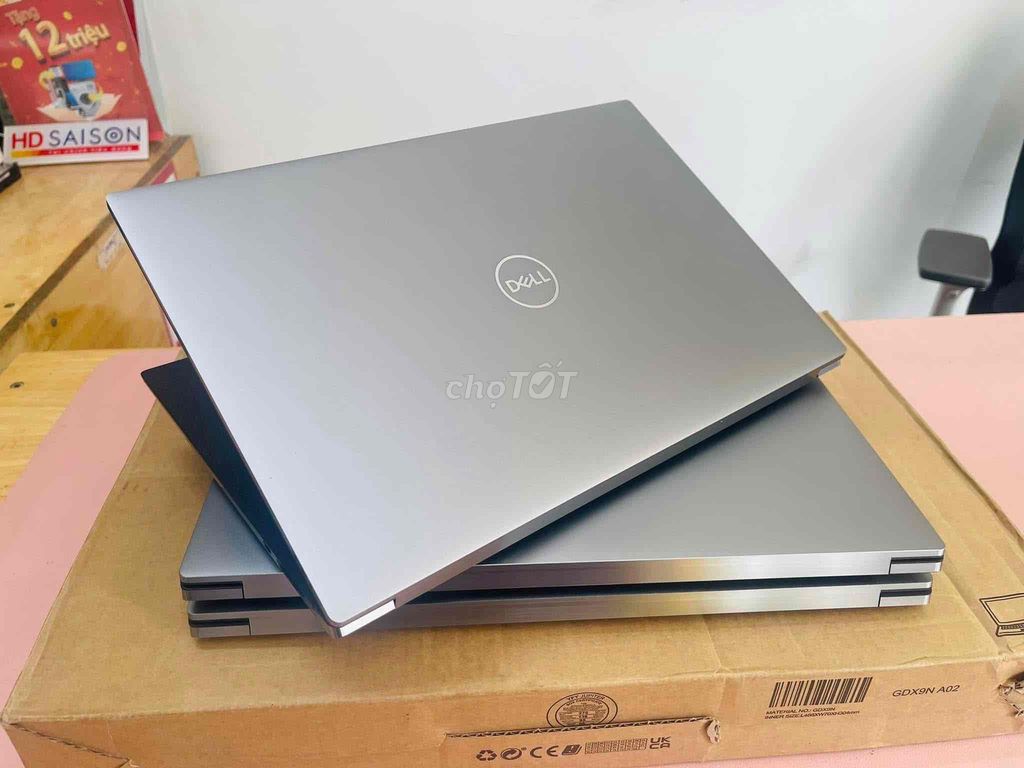 Dell Precision 5560 RTXA2000 máy 99%