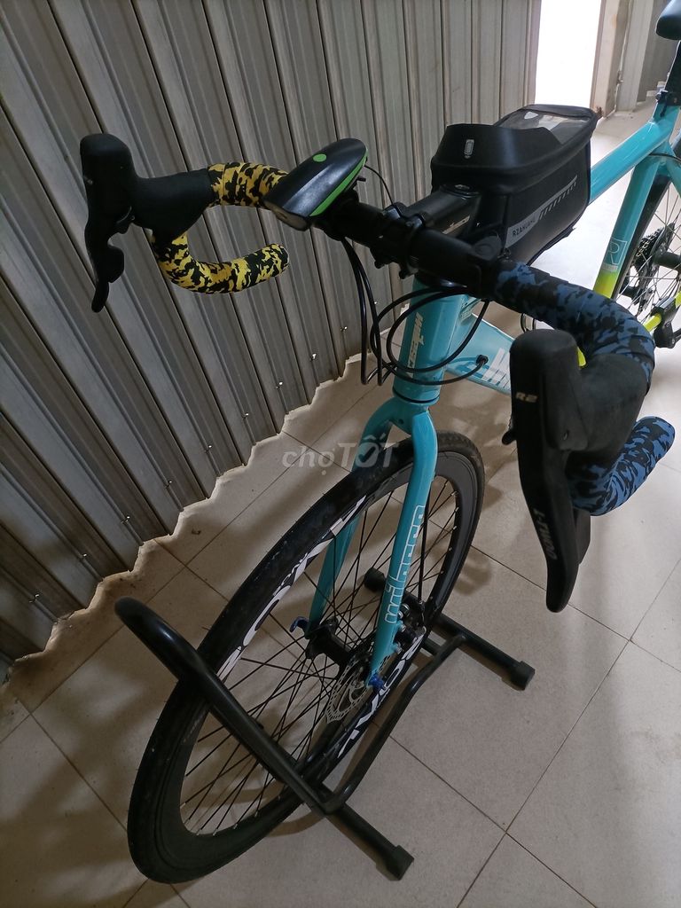 Xe đạp đua tay đề lắc KhungNhôm ít chạy mới 95%. Mua bán Xe đạp tại Thành phố Buôn Ma Thuột Đắk Lắk được đăng bởi Hoàng hình 2
