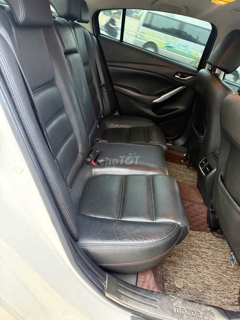 Mazda 6 2.0AT 2016 Trắng 9 vạn