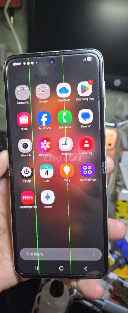 Galaxy Z Flip3 5G 256GB giá trải nghiệm. Mua bán Điện thoại tại Quận 8 Tp Hồ Chí Minh được đăng bởi Thiên Hòa mobile  hình 1